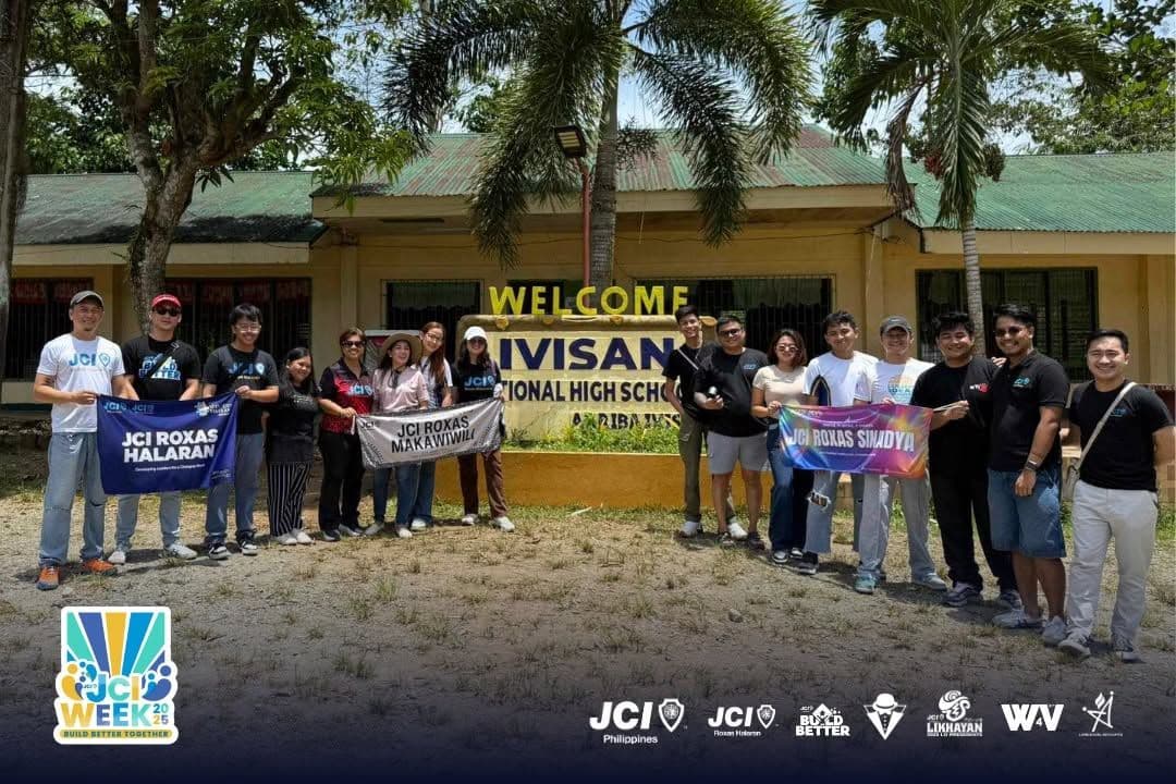 JCI Roxas Halaran members and partners at Ivisan National High School for the Valor in Every Drop blood drive